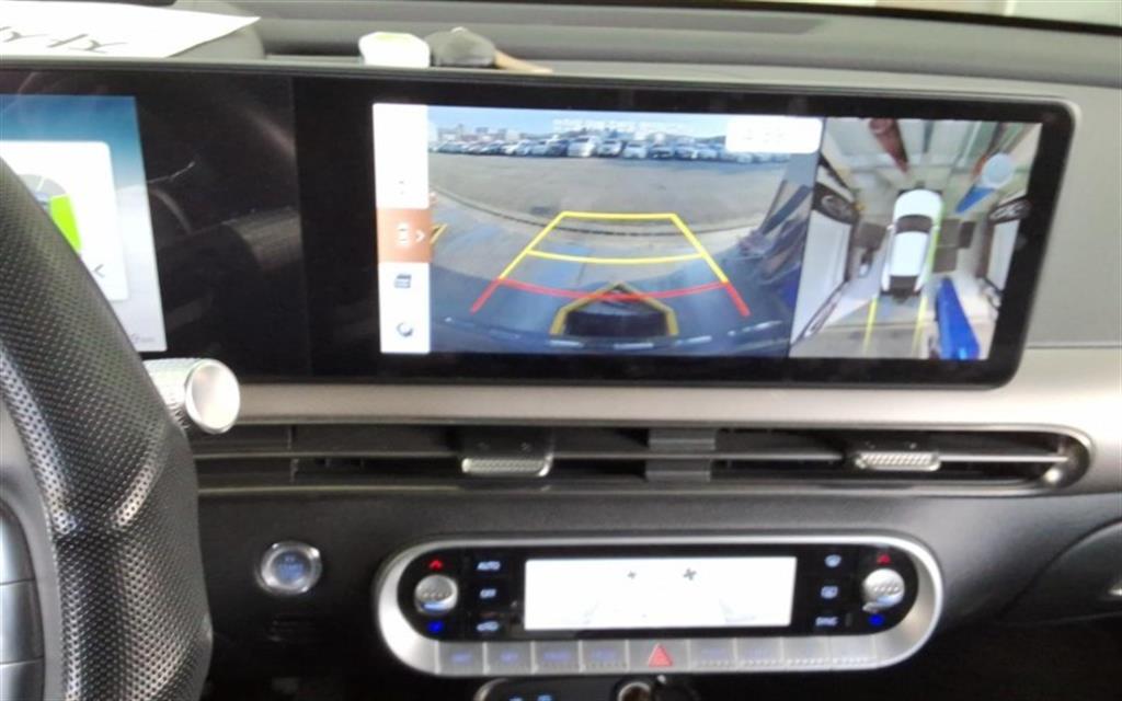 Genesis GV60 - Vista 8