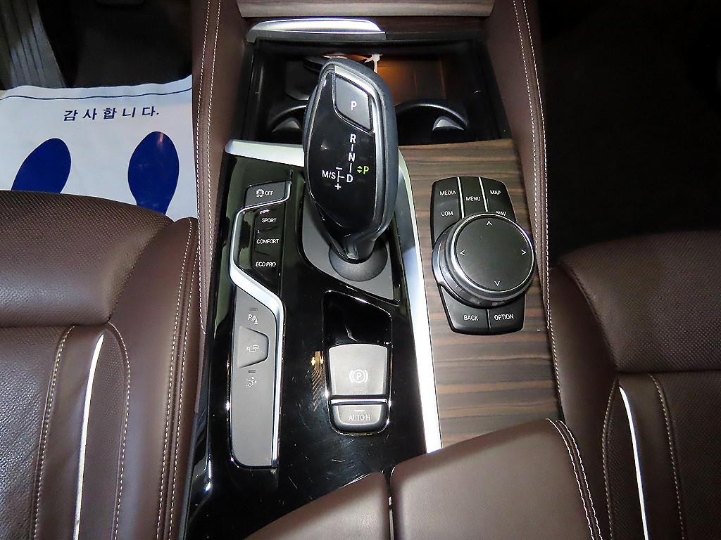 BMW Gran Turismo - Vista 12