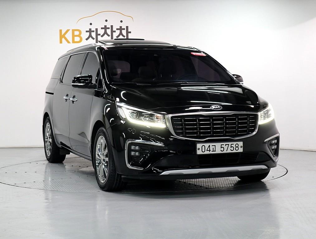 KIA Carnival - Vista 3