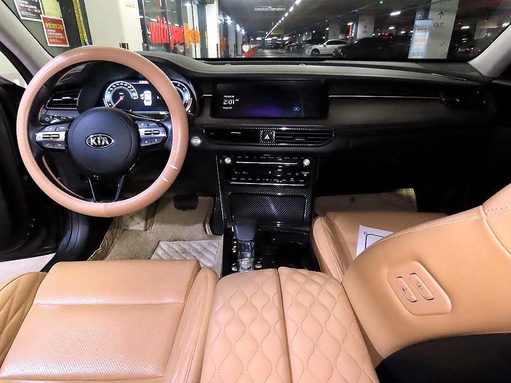 KIA K7 - Vista 10