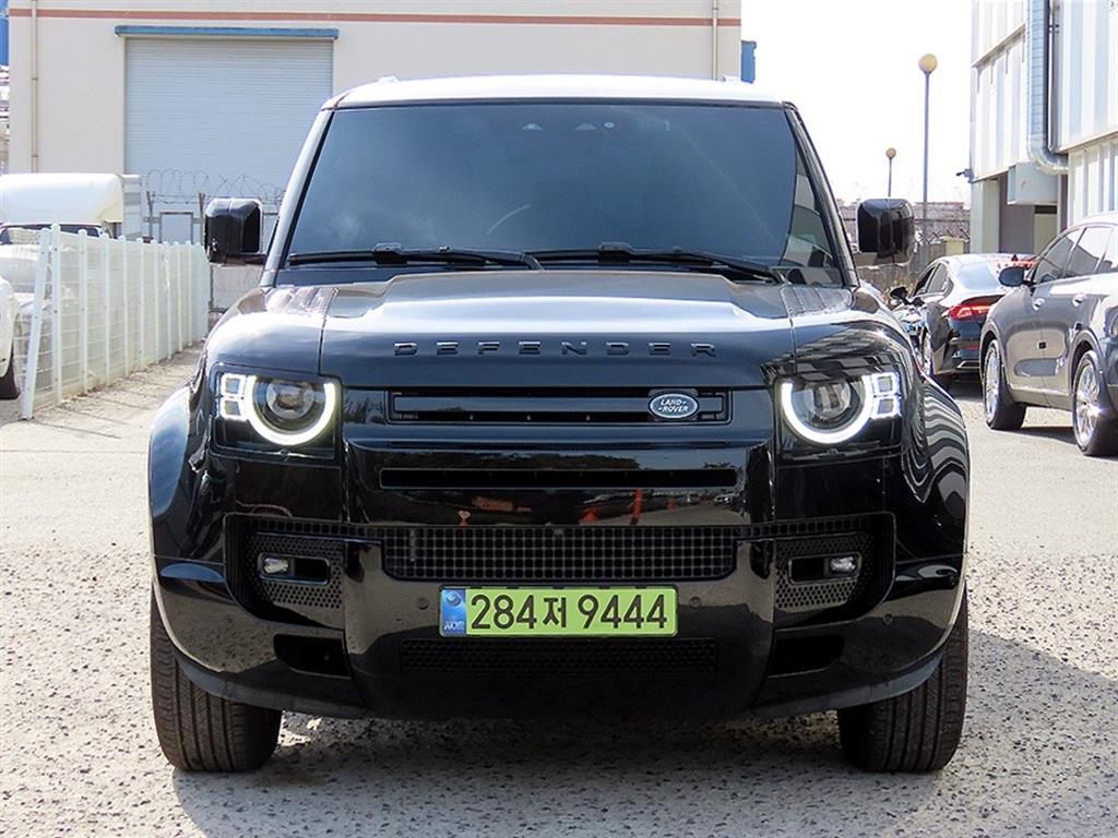 Land Rover Defender 2025 Negro - Importación desde Corea - HF Imports Iquique - Foto 1