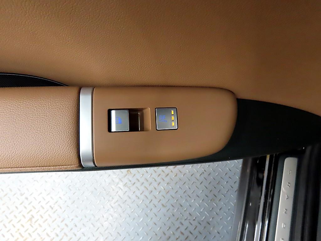 HYUNDAI Grandeur - Vista 12