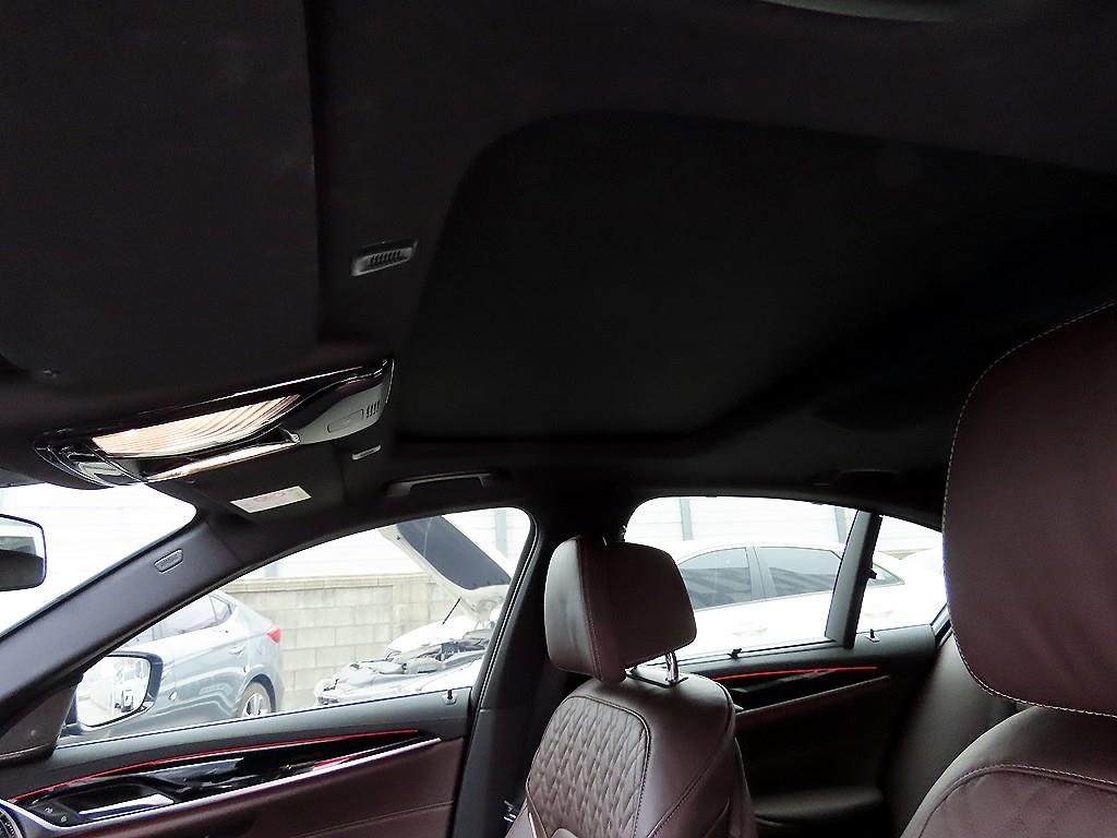 BMW 5 Series 2022 - Importación desde Corea - HF Imports Iquique - Foto 17