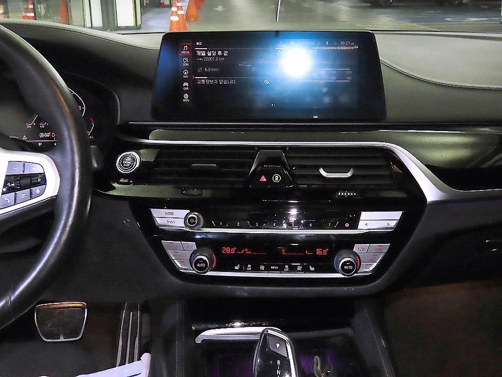 BMW 5 Series - Vista 11