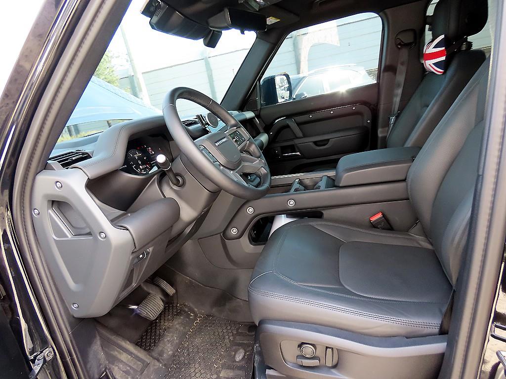 Land Rover Defender - Vista 5