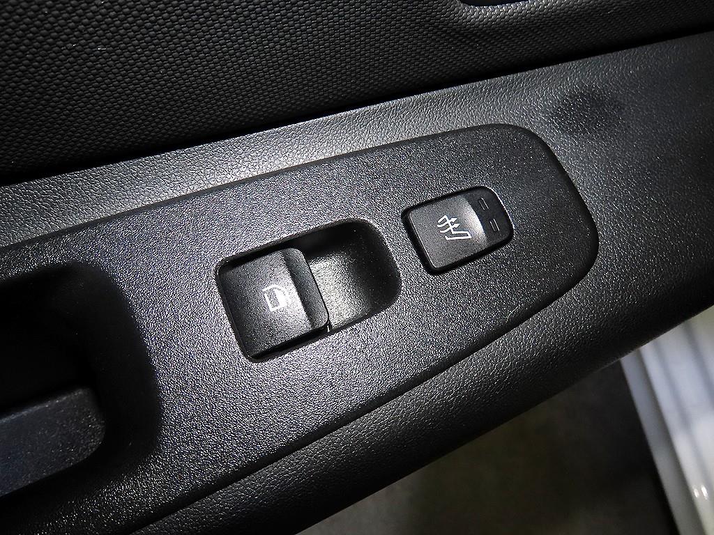 HYUNDAI Avante 2022 Blanco - Importación desde Corea - HF Imports Iquique - Foto 15