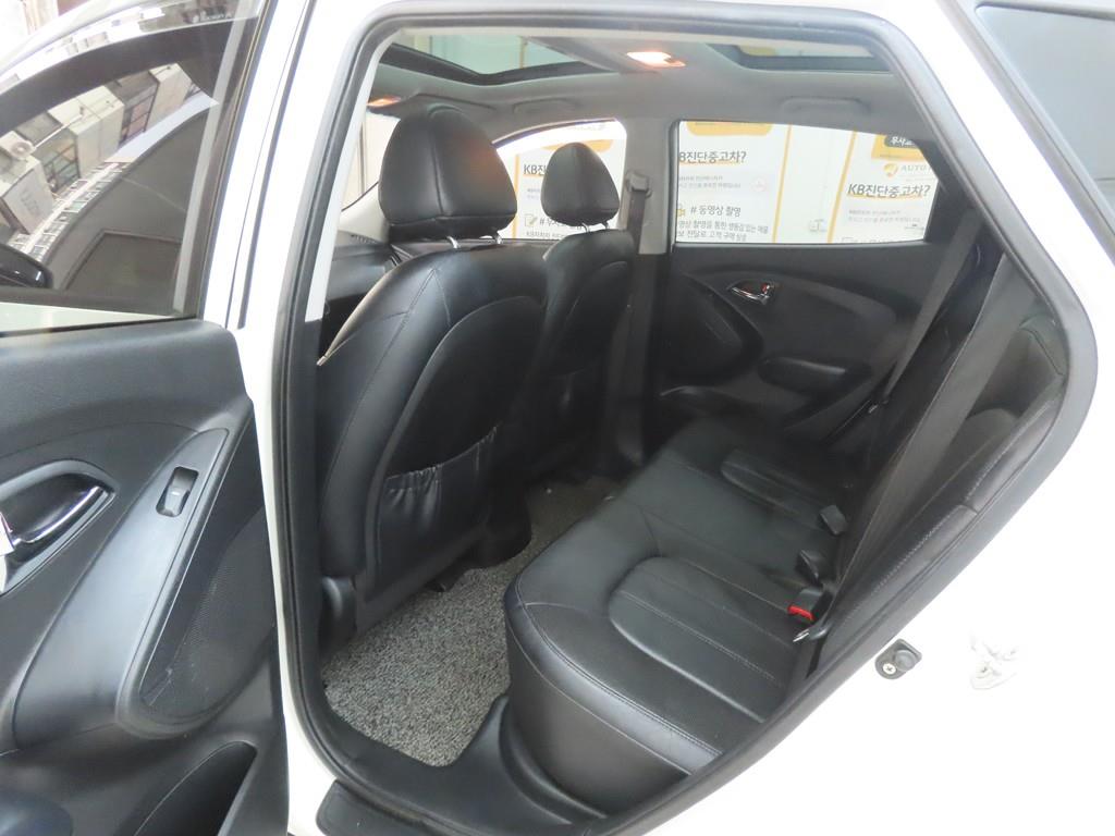 HYUNDAI Tucson - Vista 6