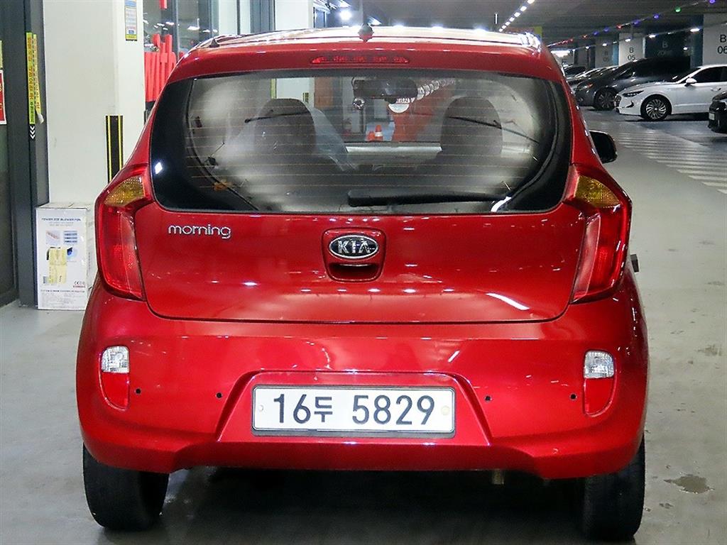 KIA Morning - Vista 5