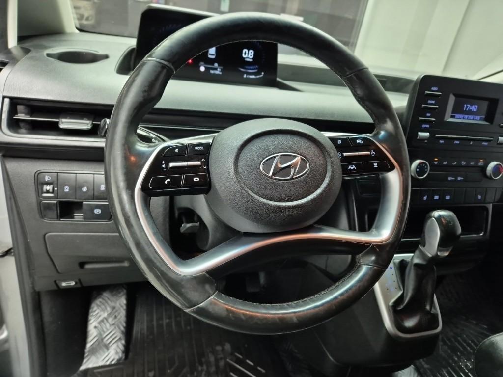 HYUNDAI Staria - Vista 9