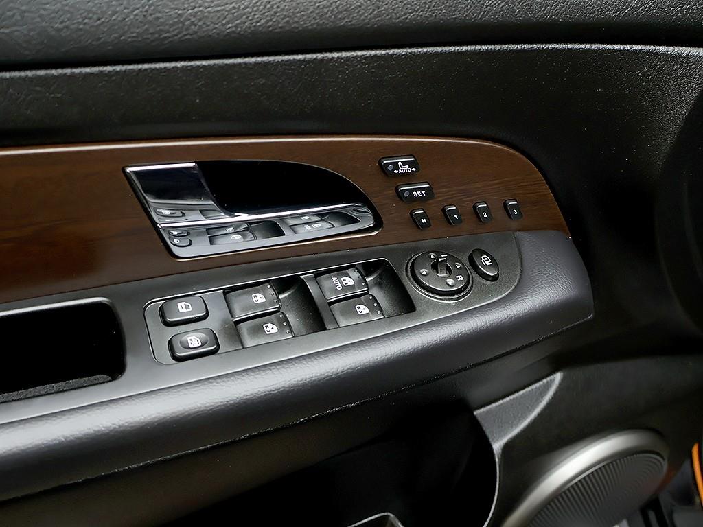 Ssangyong Rexton 2015 Negro - Importación desde Corea - HF Imports Iquique - Foto 13