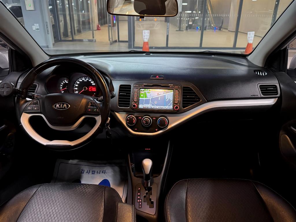 KIA Morning - Vista 11