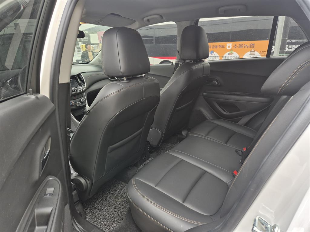 Chevrolet Trax 2020 Blanco - Importación desde Corea - HF Imports Iquique - Foto 16