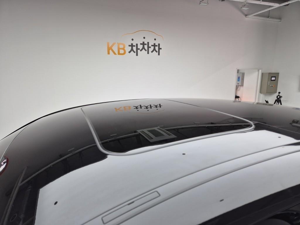 Mercedes Benz GLC Class 2023 Negro - Importación desde Corea - HF Imports Iquique - Foto 15