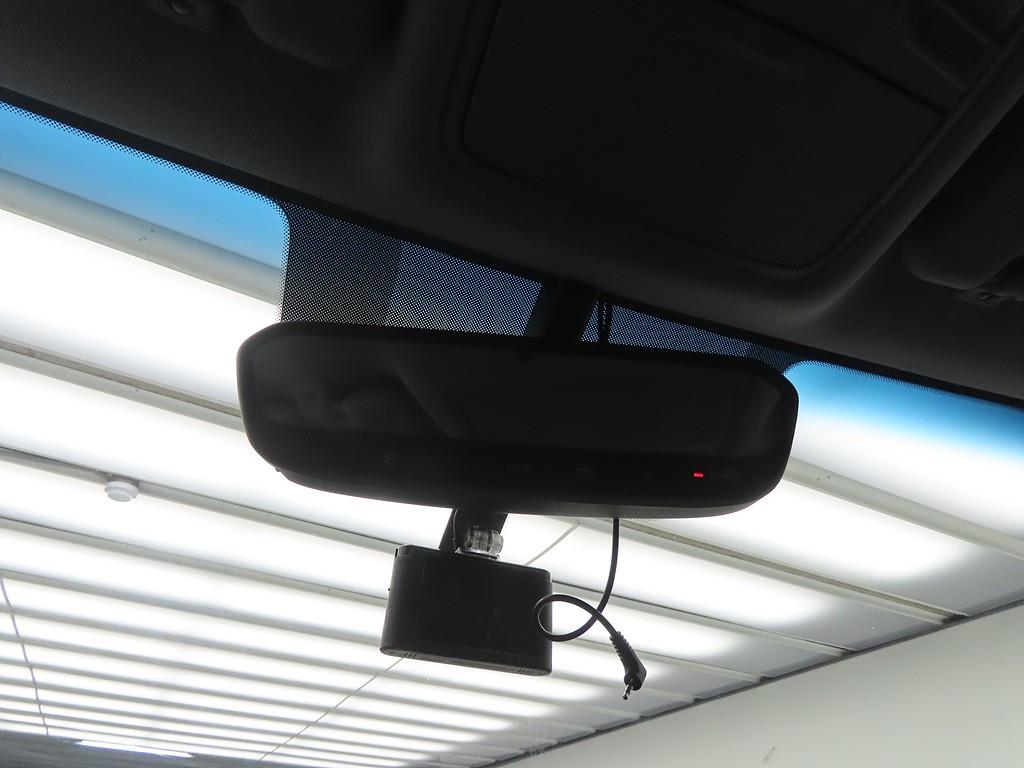 HYUNDAI Kona - Vista 12