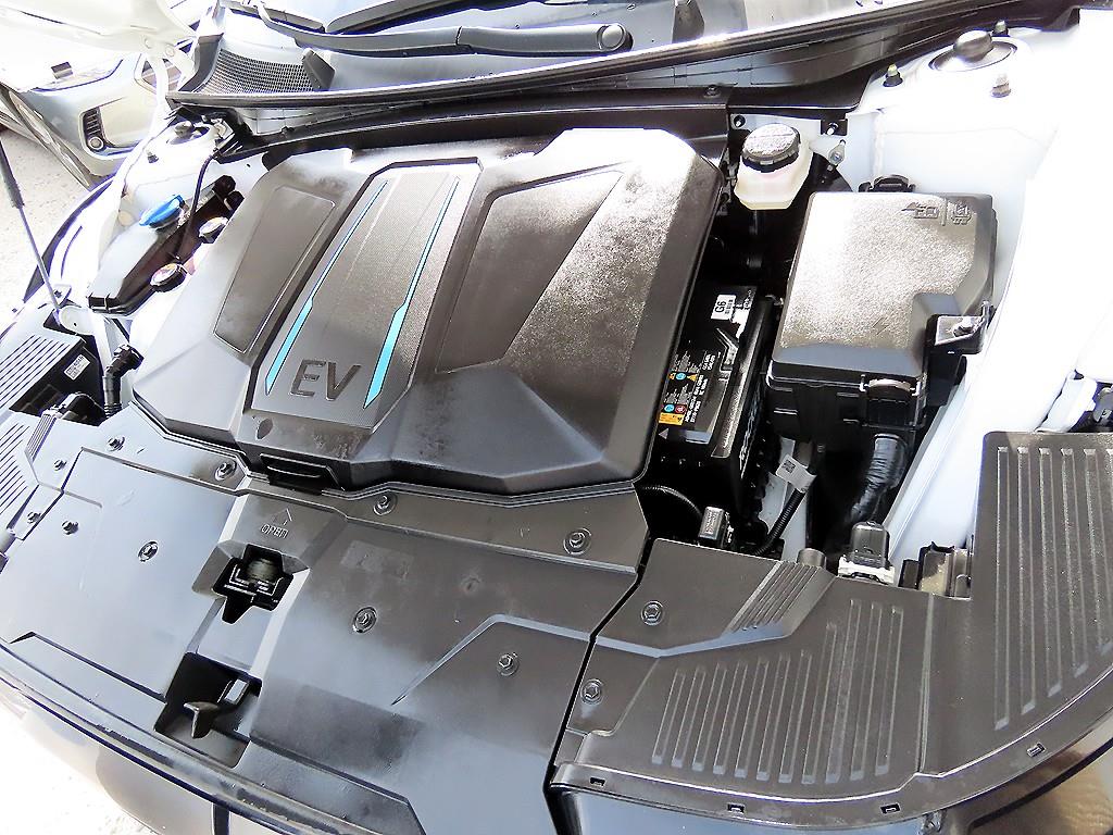 HYUNDAI Ioniq 5 2024 Blanco - Importación desde Corea - HF Imports Iquique - Foto 19