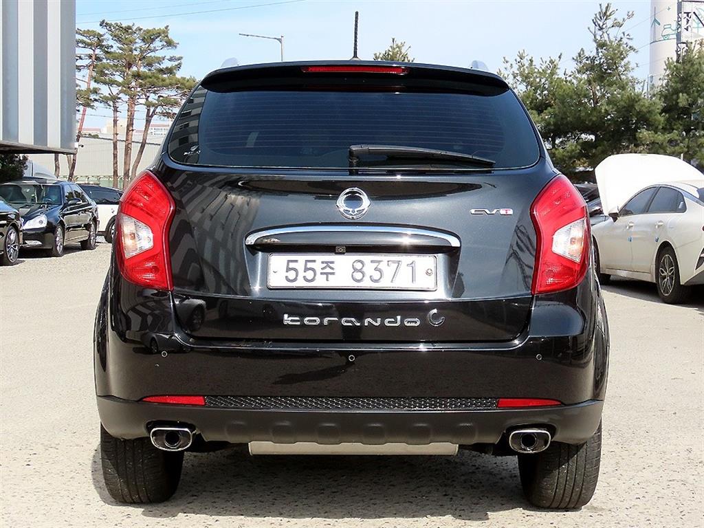 Ssangyong Korando - Vista 4