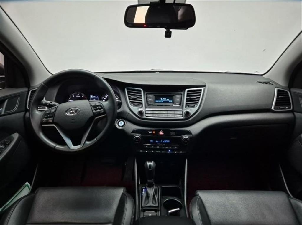 HYUNDAI Tucson - Vista 7