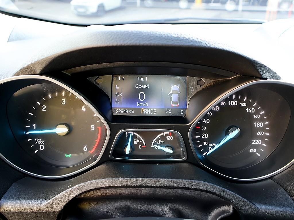 Ford Kuga - Vista 11