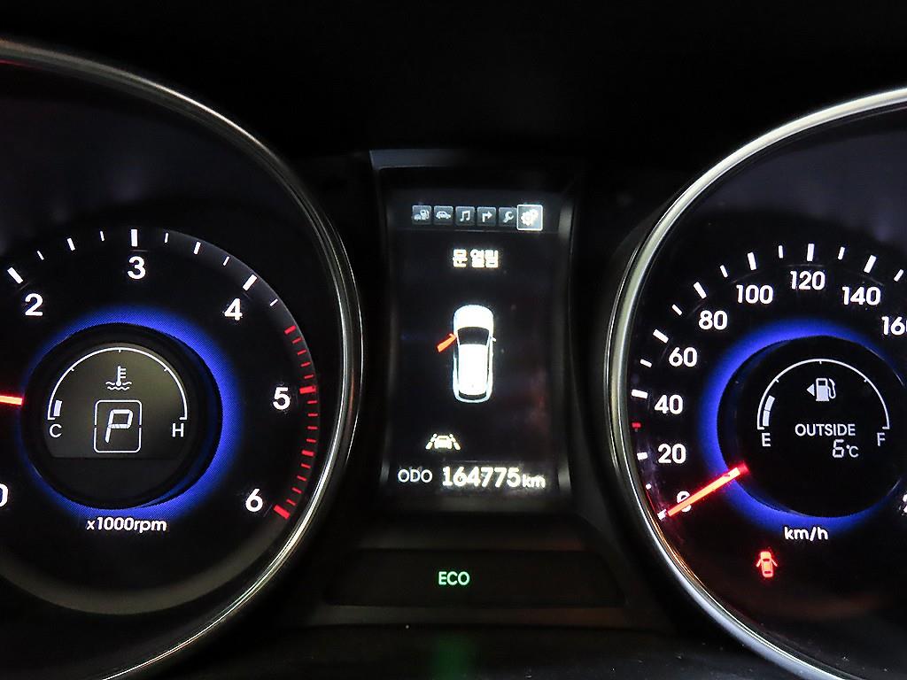 HYUNDAI Maxcruz - Vista 9