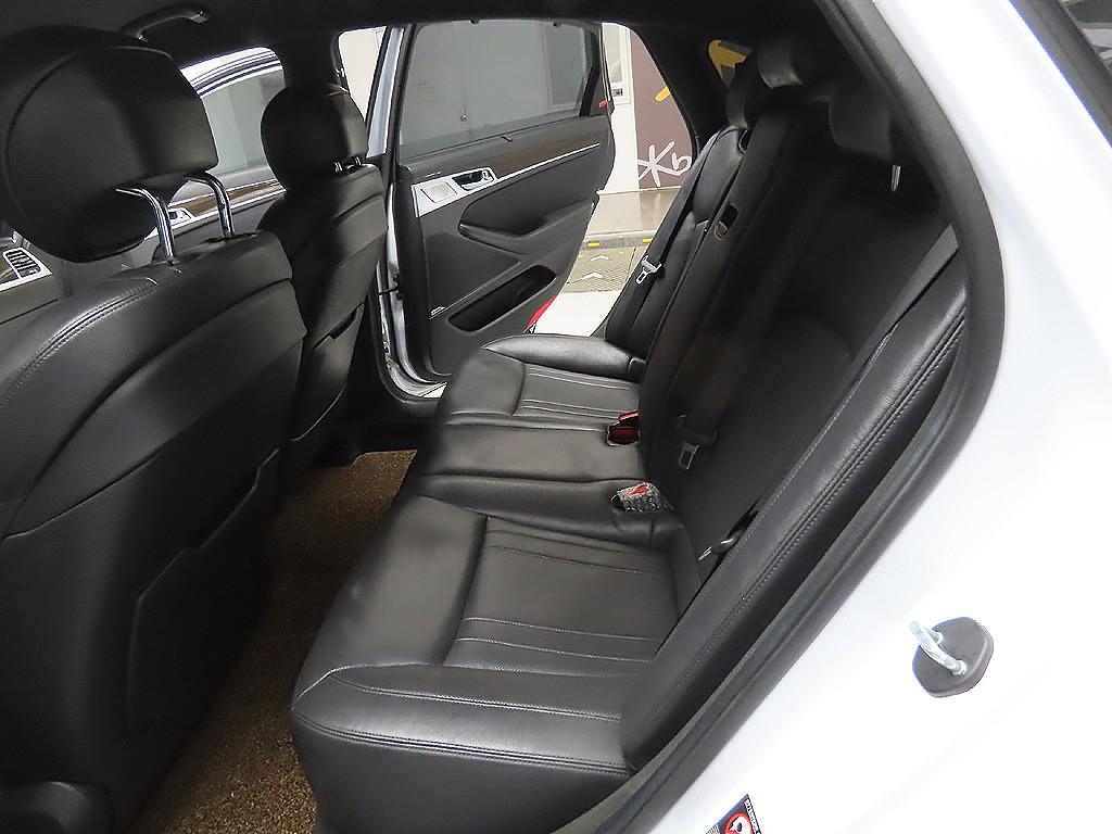 Genesis G80 2019 Blanco - Importación desde Corea - HF Imports Iquique - Foto 9