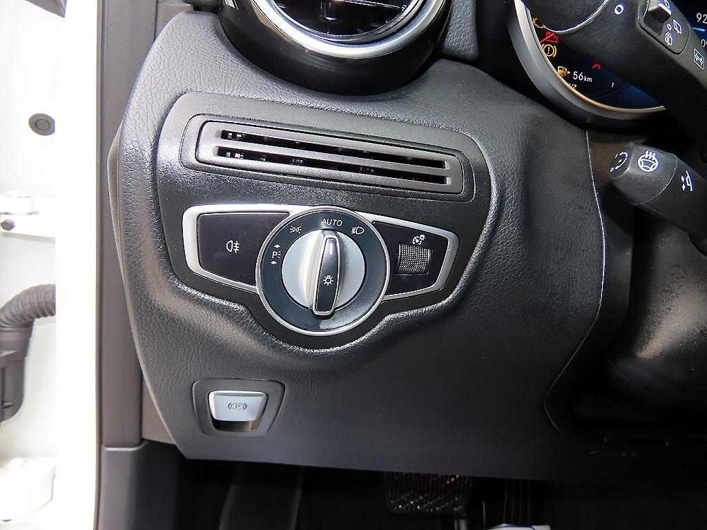 Mercedes Benz GLC Class - Vista 12