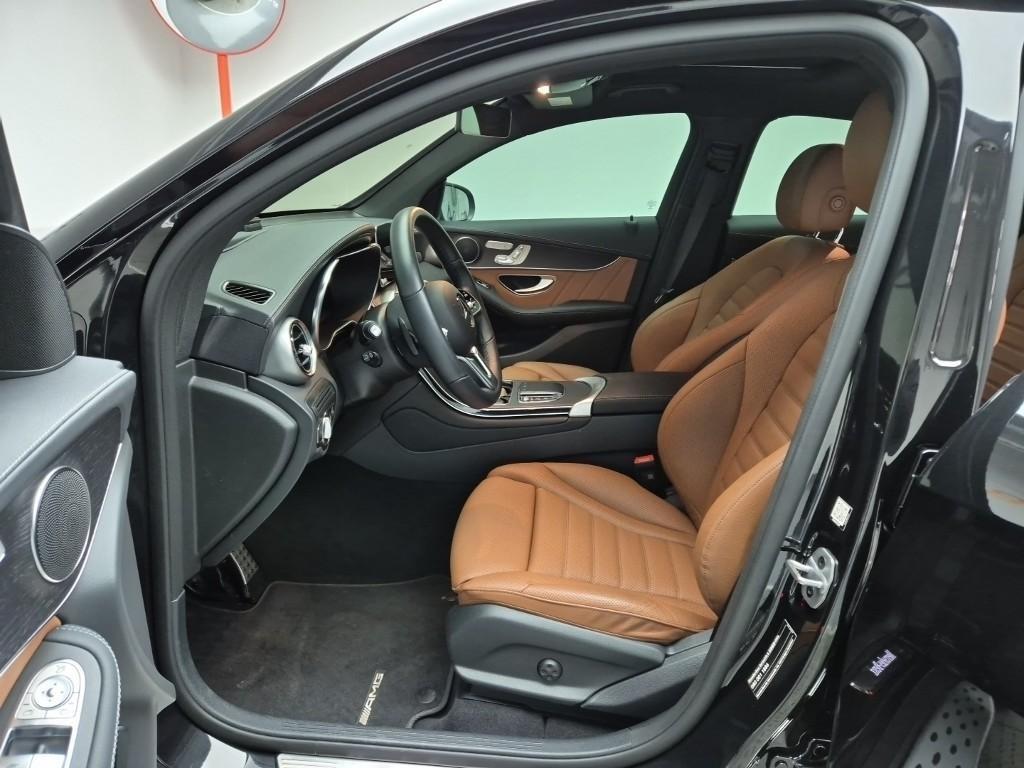 Mercedes Benz GLC Class - Vista 8