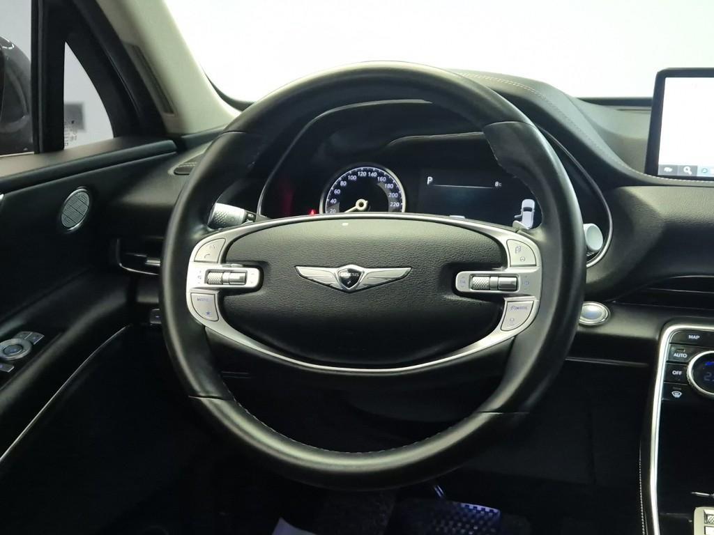 Genesis GV80 - Vista 9