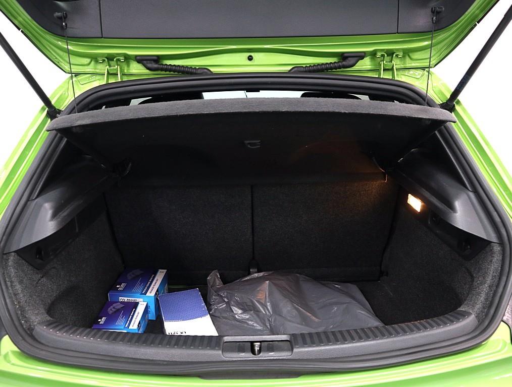 Volkswagen Scirocco 2013 Verde - Importación desde Corea - HF Imports Iquique - Foto 17