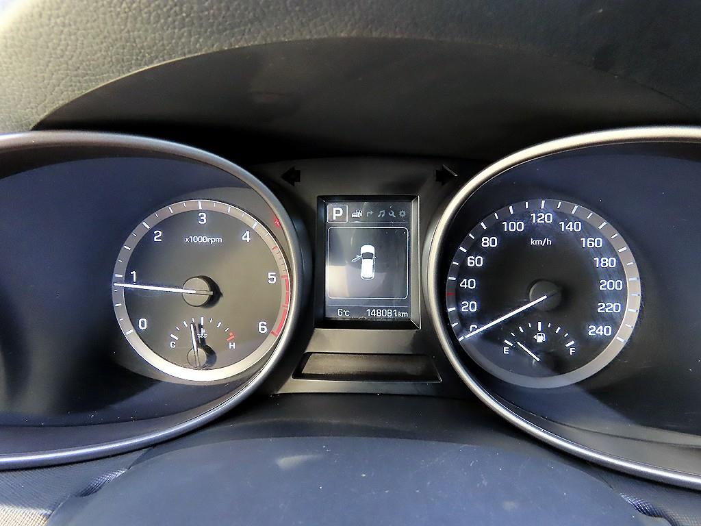 HYUNDAI Santa Fe - Vista 9