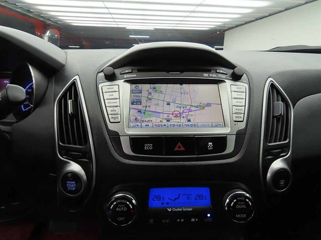 HYUNDAI Tucson 2011 Blanco - Importación desde Corea - HF Imports Iquique - Foto 13