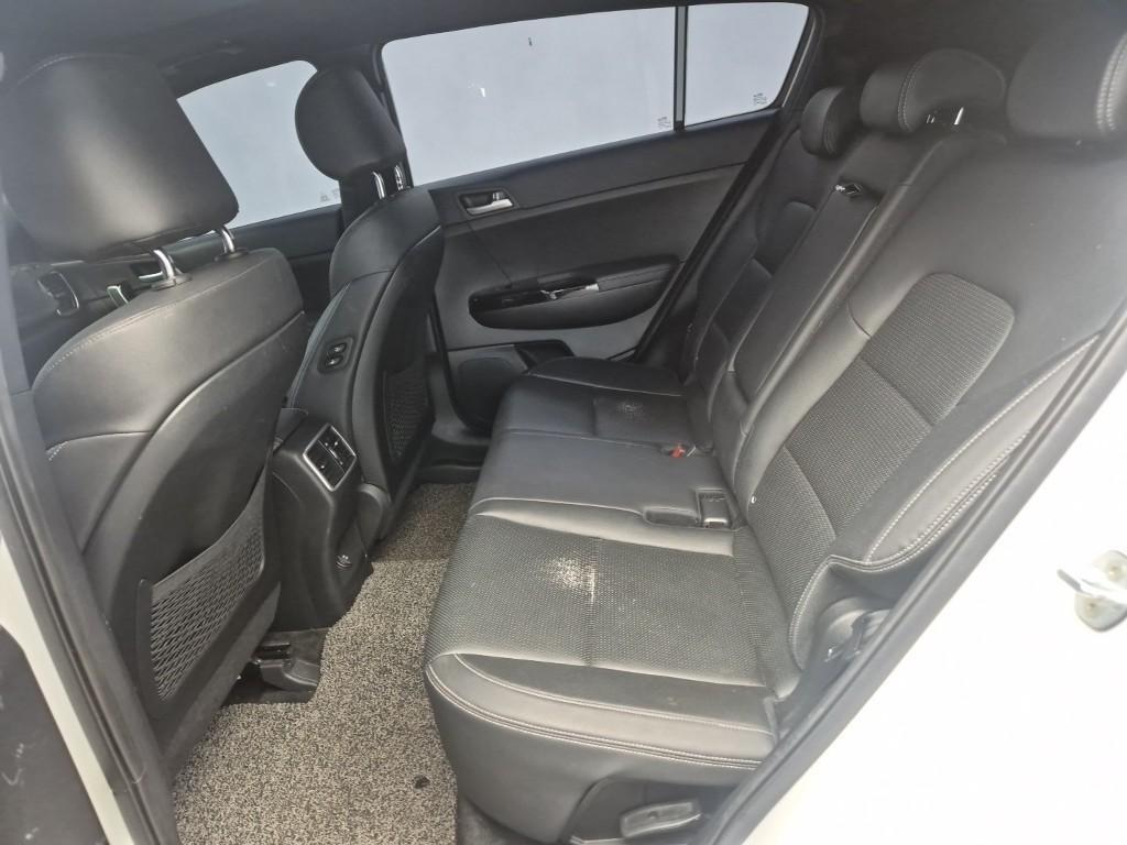 KIA Sportage - Vista 12