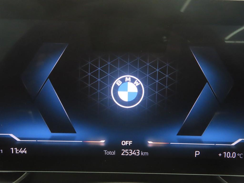 BMW 7 Series - Vista 8