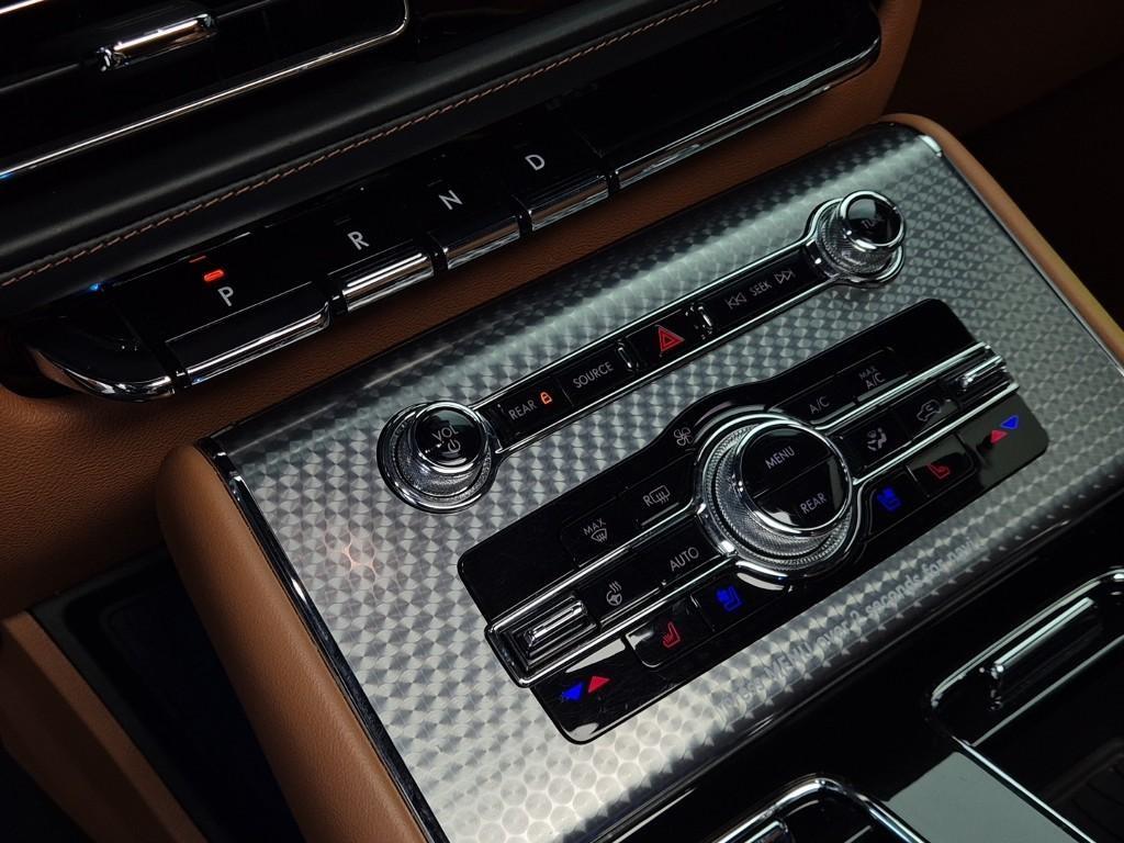 Lincoln Aviator 2021 Negro - Importación desde Corea - HF Imports Iquique - Foto 18