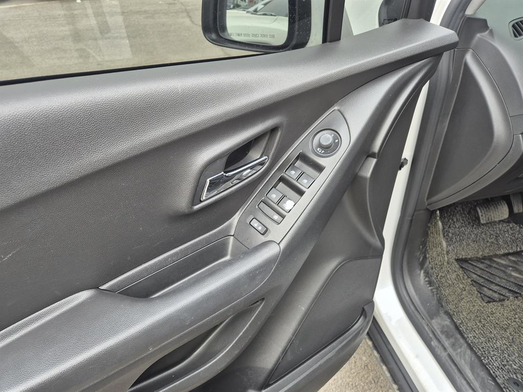 Chevrolet Trax 2020 Blanco - Importación desde Corea - HF Imports Iquique - Foto 14