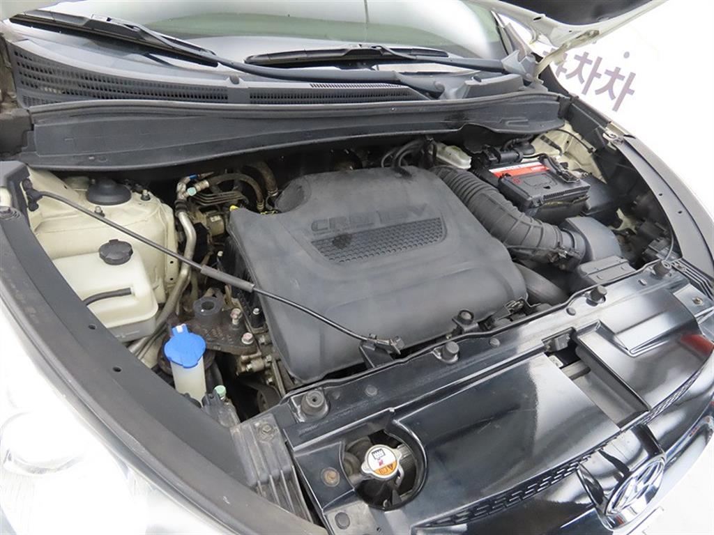 HYUNDAI Tucson 2011 Blanco - Importación desde Corea - HF Imports Iquique - Foto 19