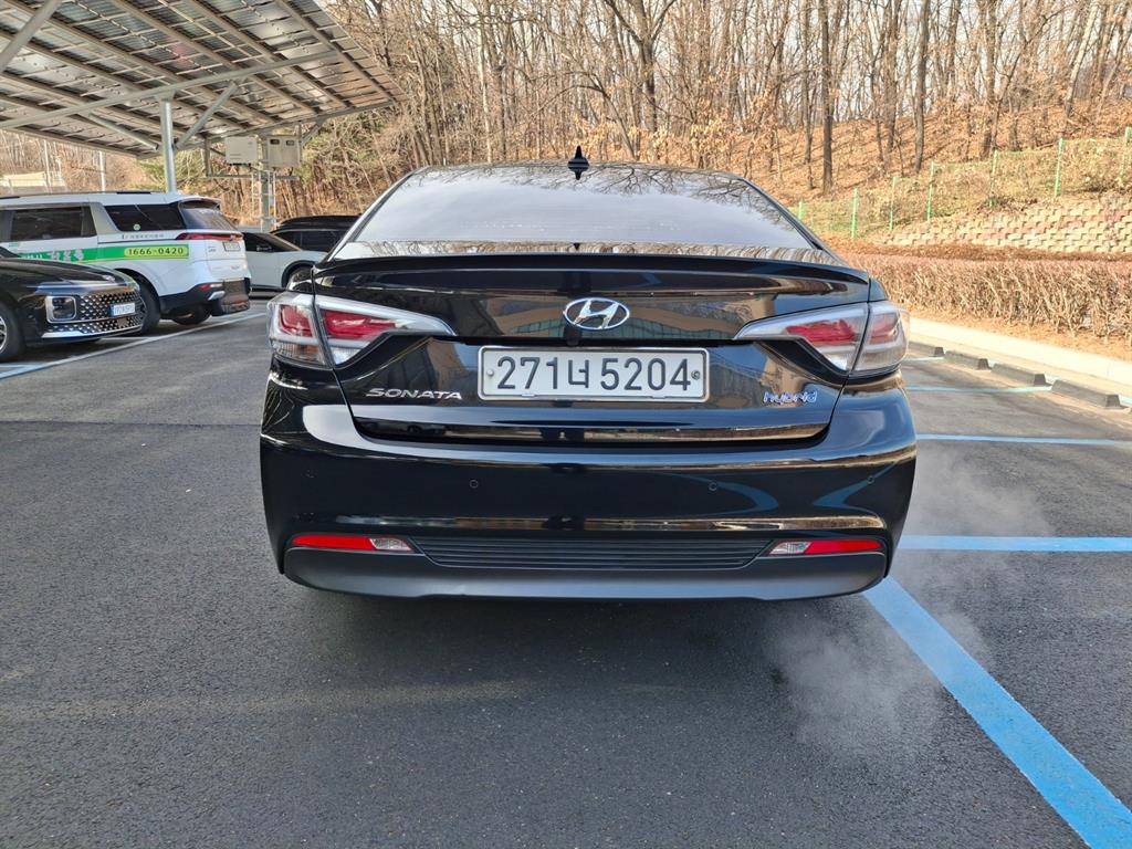 HYUNDAI Sonata - Vista 4