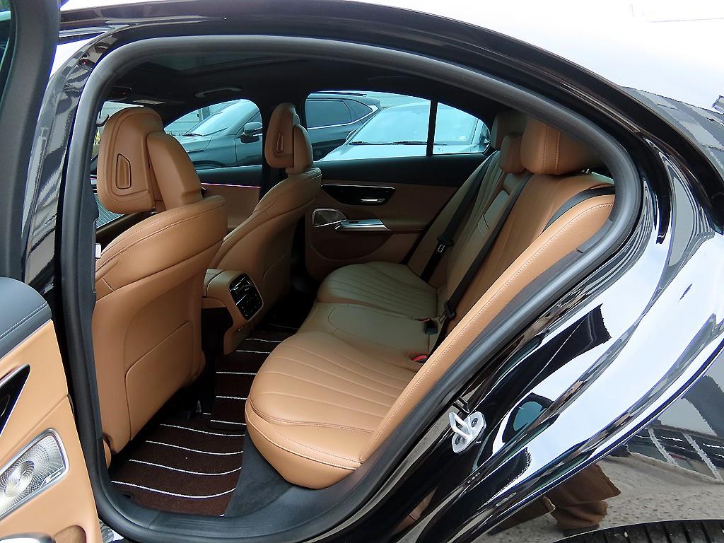 Mercedes Benz E class - Vista 6