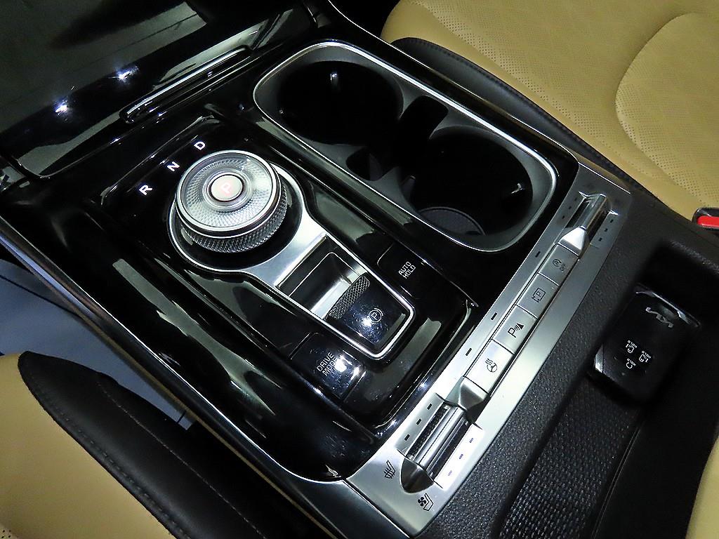 KIA Carnival 2023 Blanco - Importación desde Corea - HF Imports Iquique - Foto 13