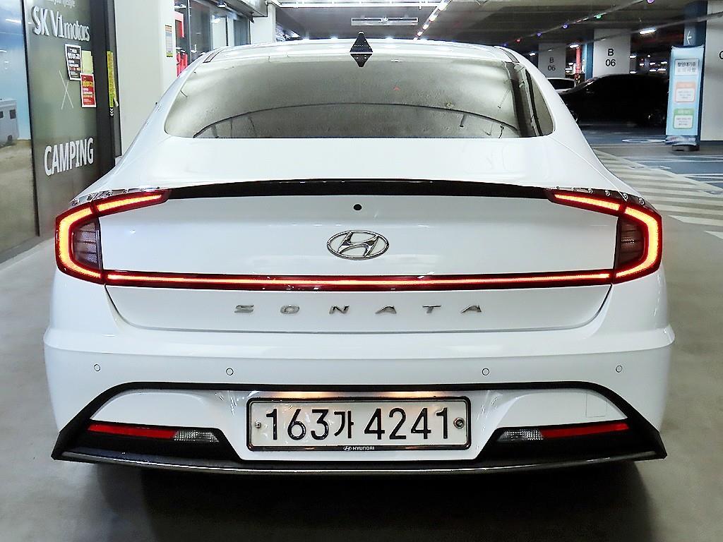 HYUNDAI Sonata - Vista 5
