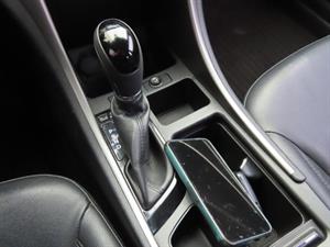 HYUNDAI Sonata - Vista 12