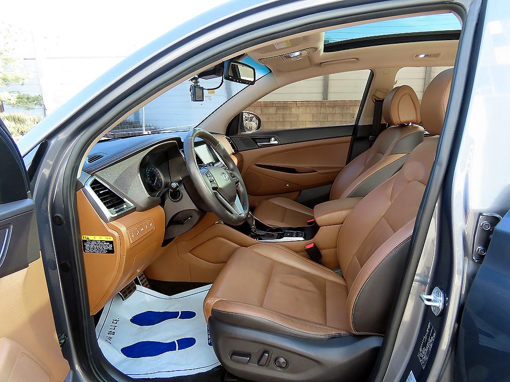 HYUNDAI Tucson - Vista 5