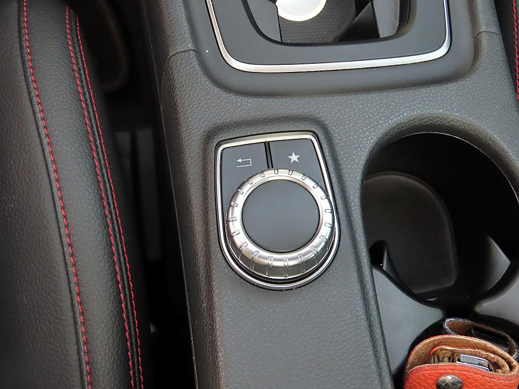 Mercedes Benz CLA Class - Vista 12