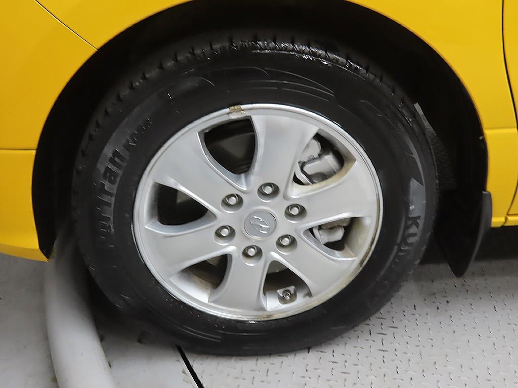 HYUNDAI Starex - Vista 9