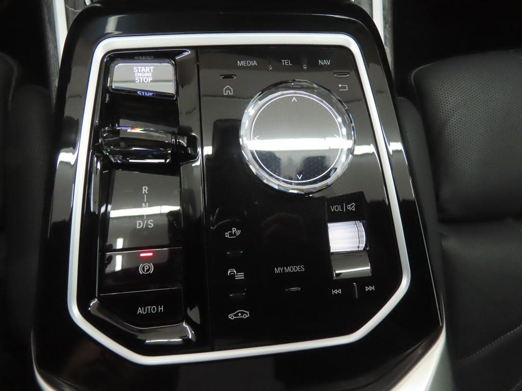 BMW 7 Series - Vista 12