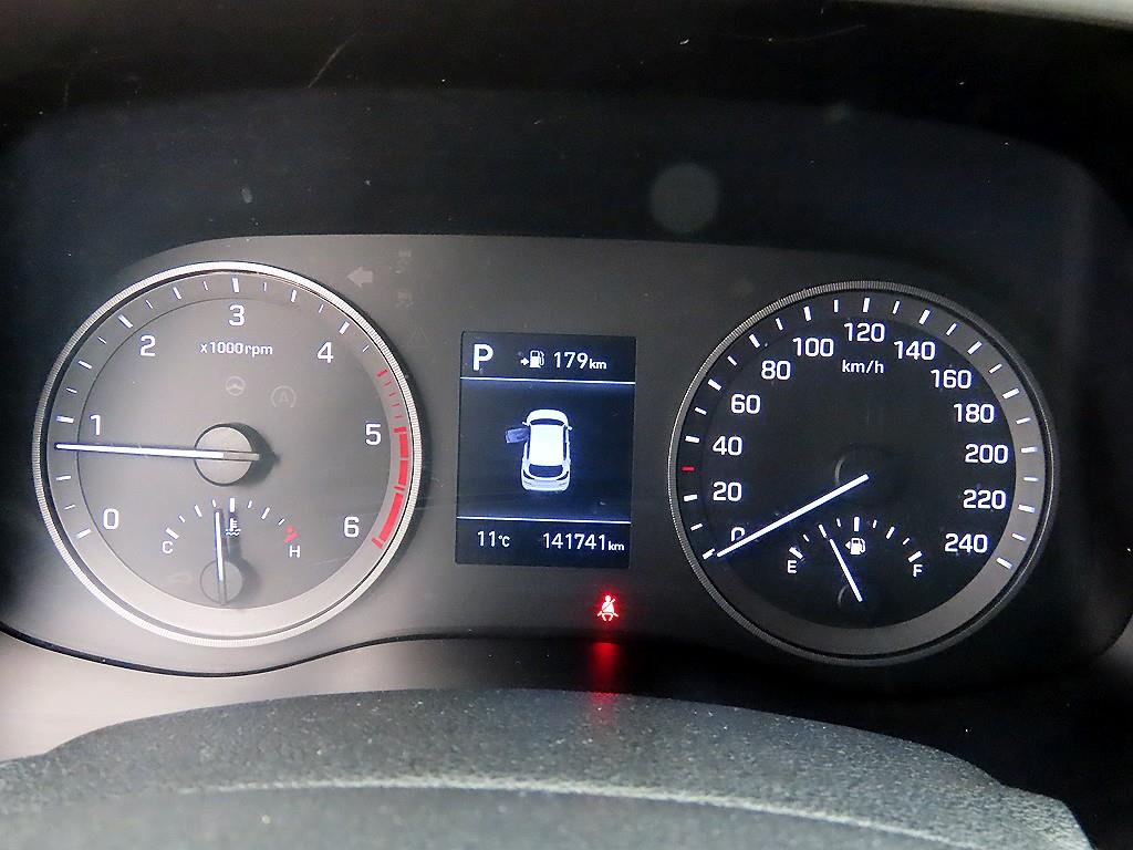 HYUNDAI Tucson - Vista 9