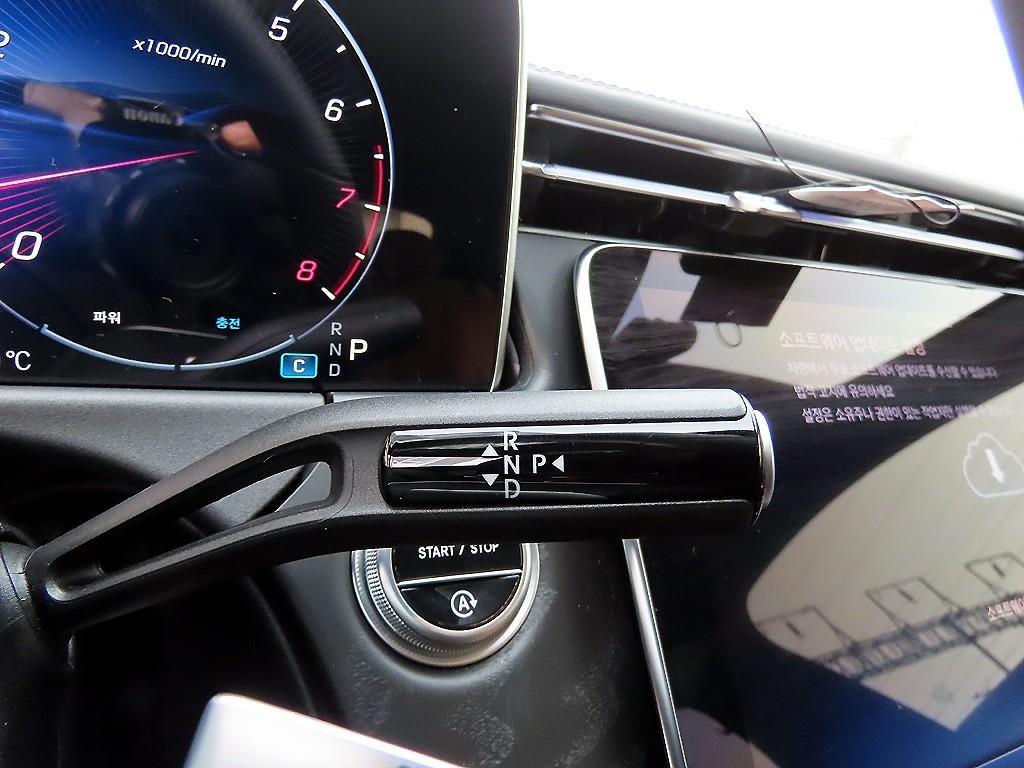 Mercedes Benz E class - Vista 10