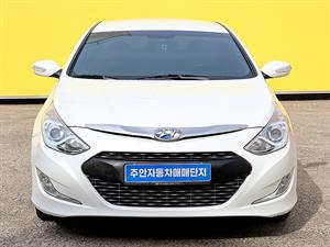 HYUNDAI Sonata - Vista 2