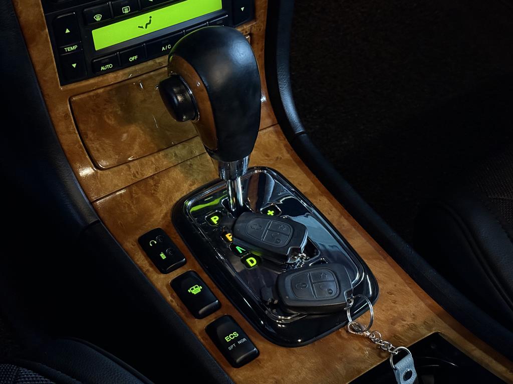 KIA Opirus 2005 Negro - Importación desde Corea - HF Imports Iquique - Foto 16