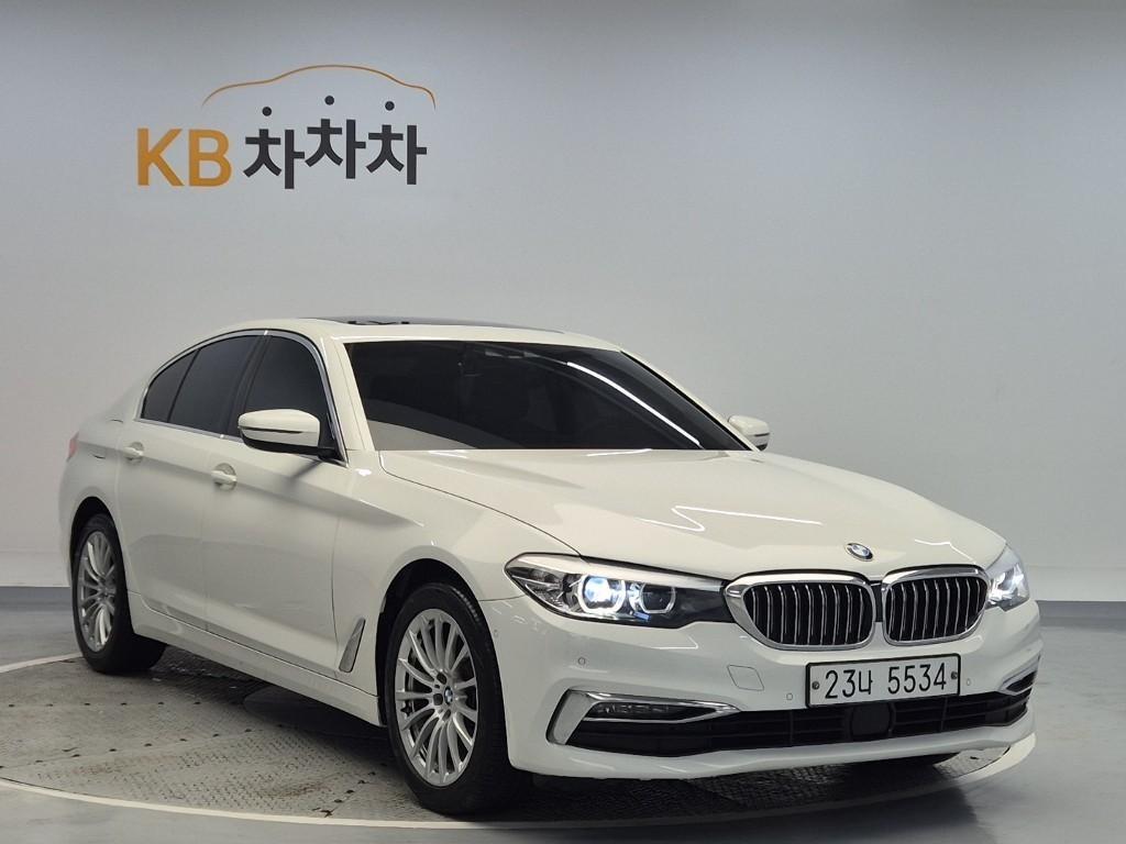 BMW 5 Series - Vista 4