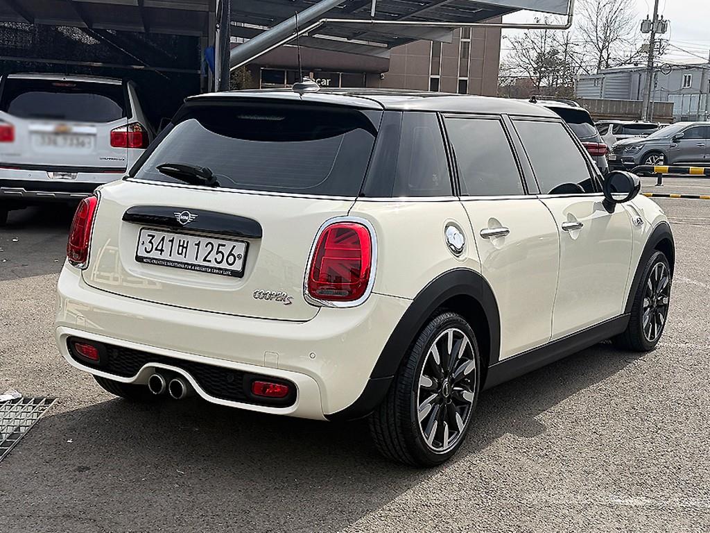 Mini Cooper - Vista 4